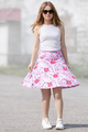 Freja 2.0 naisten shortsihame taskuilla &ndash; Pink flower