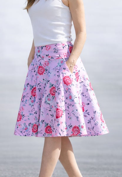 Freja 2.0 naisten shortsihame taskuilla &ndash; Pink flower