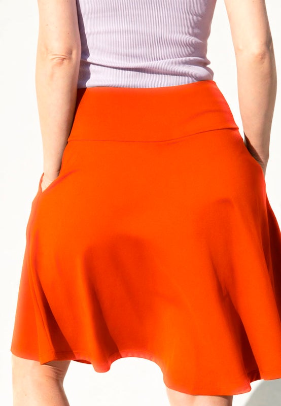 Freija shortsihame takaa